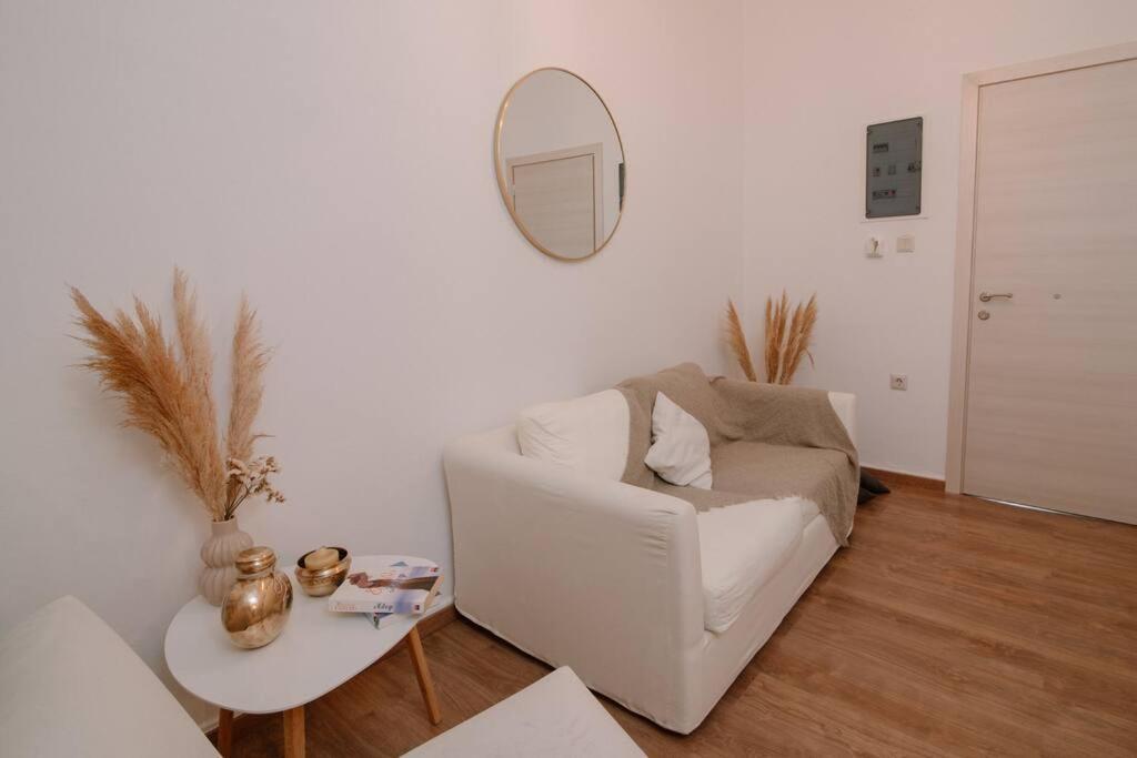 Appartement Luxury Apartment, In *